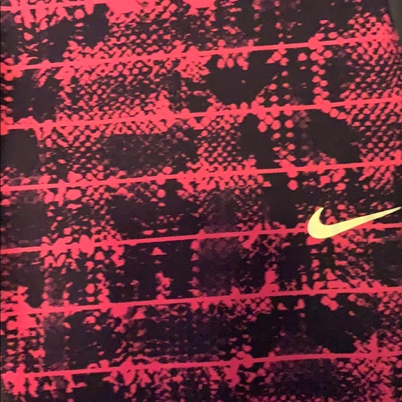 Nike running capris - Picture 2 of 6